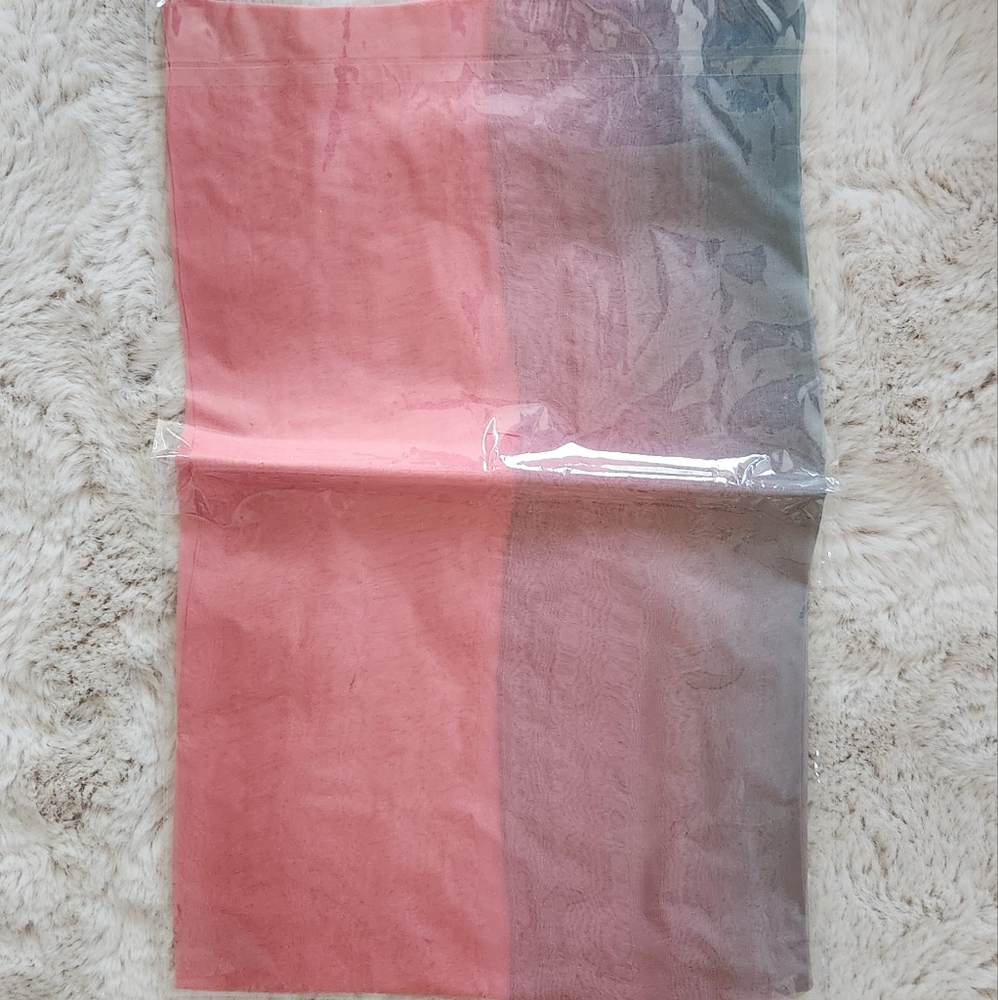 Long silk scarf (pink/gray)